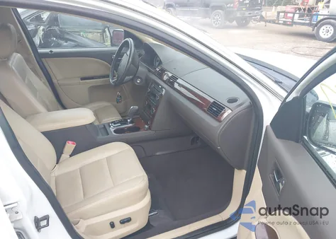 2008 Ford Taurus Limited z USA, uszkodzony, nr VIN 1FAHP25W58G118576